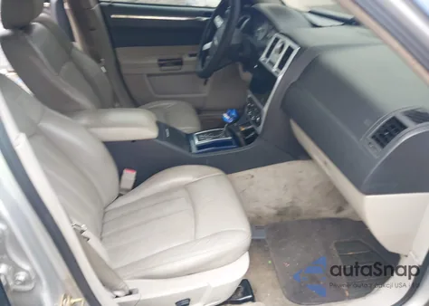 2005 Chrysler 300C from USA, damaged, VIN 2C3AA63H75H520578